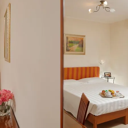Hotel Michelangelo 3*