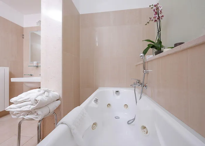 Hotel Michelangelo 3*