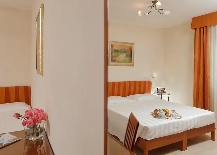 Hotel Michelangelo 3*