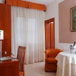 Michelangelo Hotel